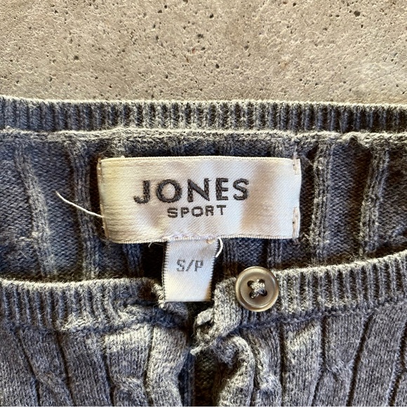 Jones cropped cable knit cardigan button up - Picture 3 of 3
